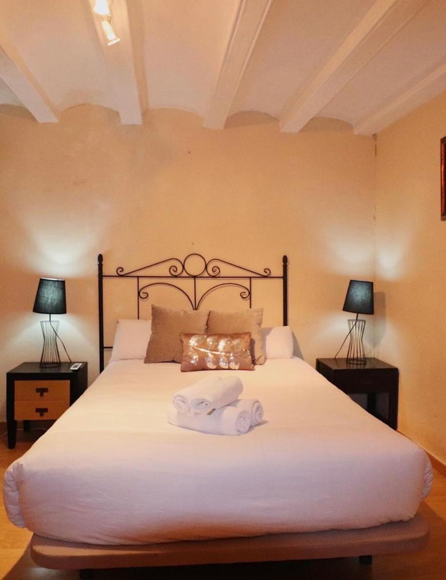 Private Rooms In City Center Barcelona Exterior foto